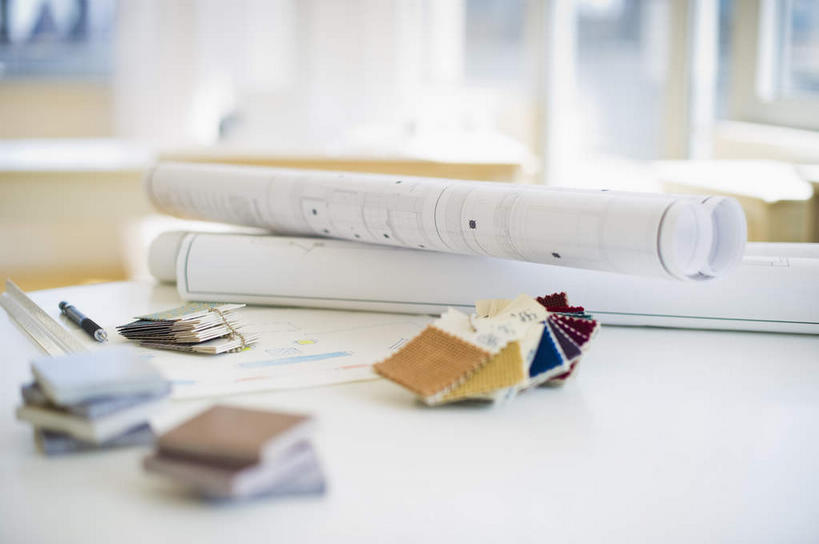 无人,横图,俯视,室内,特写,白天,桌面,桌子,静物,两张,一排,许多,朦胧,模糊,整齐,木制,笔,图纸,办公用品,设计图,很多,系统,水笔,文具,排列,木制品,学习用品,比较,色彩,颜色,对比,堆,色阶卡,色卡,颜色卡,文具用品,色板,队列,选择,工程图,草图,蓝图,标准,比色卡,色标卡,设计,彩图,高角度拍摄