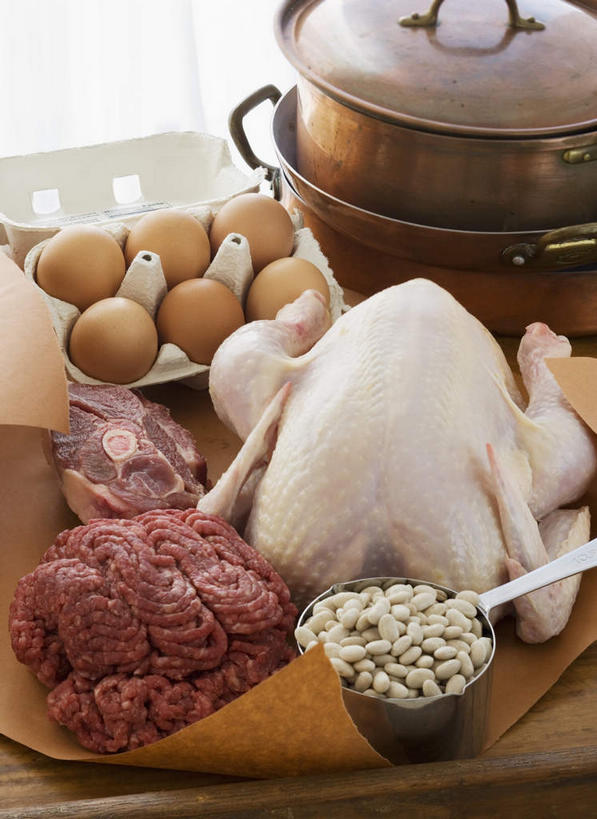 无人,竖图,俯视,室内,特写,白天,白色背景,烹饪,西餐,植物,桌面,桌子,豆,蔬菜,厨具,金属制品,一排,阴影,环保,新鲜,整齐,反射,金属,木制,蛋格,锅子,影子,豆类,豆子,蛋,鸡蛋,鸡肉,肉,牛排,牛肉,料理,食品,锅,菜肴,美食,肉类,食物,排列,一个,木制品,西式,摄影,佳肴,有机食品,绿色食品,影棚,能源,单个,锅具,回收,资源,队列,肉食,利用,低碳,烹饪用具,豆科,循环,蛋托,蛋盒,卵,持续,烹调用具,烹调,彩图,高角度拍摄,影棚拍摄,拍摄