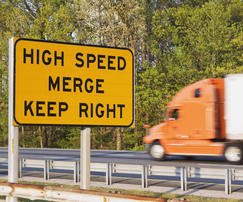 无人,横图,室外,白天,正面,旅游,度假,美景,森林,树林,植物,道路,卡车,路,公路,汽车,美国,英文,标志,文字,字符,字母,景观,交通,首都,娱乐,标识,车,树,树木,绿色,自然,交通工具,享受,休闲,景色,放松,生长,成长,英文字母,北美,北美洲,自然风光,载具,美洲,华盛顿特区,华盛顿哥伦比亚特区,华府,北亚美利加洲,亚美利加洲,马路,彩图