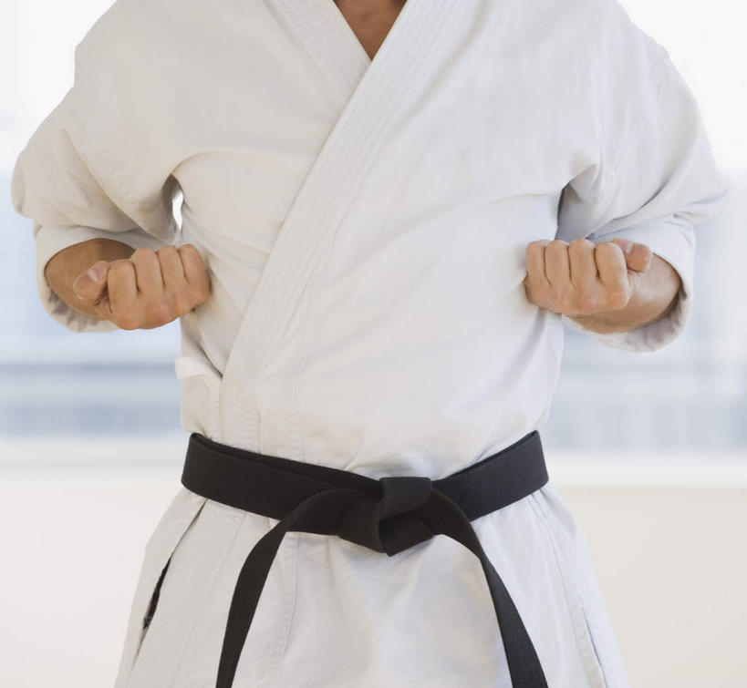 西方人,拳,一个人,站,横图,室内,白天,正面,锻炼,运动,跆拳道,欧洲,欧洲人,仅一个男性,仅一个人,仅一个中年男性,握,服装,衣服,白色,站着,握着,服饰,衣着,穿着,跆拳道服,衣饰,体育,男人,男性,中年男性,白种人,拳头,站立,半身,彩图,健身,练功服