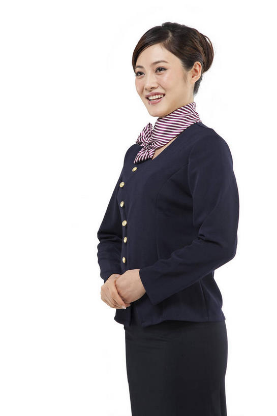 东方人,一个人,商务人士,商务女性,站,笑,微笑,露齿笑,竖图,室内,白天,白色背景,侧面,亚洲,仅一个年轻女性,仅一个女性,仅一个人,套装,装饰,丝巾,注视,黄种人,观察,看,手势,站着,端正,摄影,影棚,观看,华丽,点缀,察看,关注,摄影棚,商务装,工薪阶层,衬托,美观,雅致,雅观,年轻女性,女人,女性,亚洲人,白领,上班族,站立,半身,彩图,影棚拍摄,拍摄