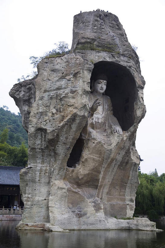 无人,竖图,室外,白天,正面,旅游,度假,湖,湖泊,石头,名胜古迹,山,水,植物,标志建筑,地标,建筑,雕塑,中国,亚洲,阴影,遗迹,艺术,装饰,光线,纹路,雕刻,雕像,石子,纹理,影子,手工艺品,湖面,山峰,水流,水面,山峦,古迹,文化,文物,娱乐,建设,古建筑,浙江,树,树木,浙江省,绿色,倒影,天空,阳光,自然,工艺品,湖水,天,享受,休闲,假山,旅游胜地,放松,生长,成长,纪念,美术,倒映,高雅,主题,陈列,古文明,东亚,绍兴,柯岩,肌理,中华人民共和国,华东地区,浙,功能,美学,自信心,品位,绍兴市,反照,石块,岩石,彩图,柯岩风景区,绍兴柯岩风景区,小山