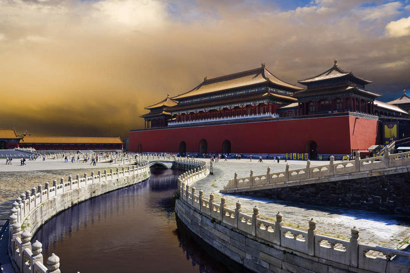 无人,故宫,宫殿,横图,室内,白天,仰视,旅游,度假,数码,科技,名胜古迹,标志建筑,地标,建筑,北京,中国,亚洲,阴影,遗迹,网络,瓦片,墙,屋檐,首都,高光,几何,计算机图形,合成,古迹,文物,娱乐,建设,古建筑,檐,墙壁,墙面,紫禁城,享受,休闲,旅游胜地,放松,电脑合成图,数码合成图,宫廷,合成图,古文明,东亚,中华人民共和国,东城区,北京市,京,北平,华北地区,写实,具体,具象,王宫,彩图,低角度拍摄,故宫博物院,皇宫,北京紫禁城,北京故宫