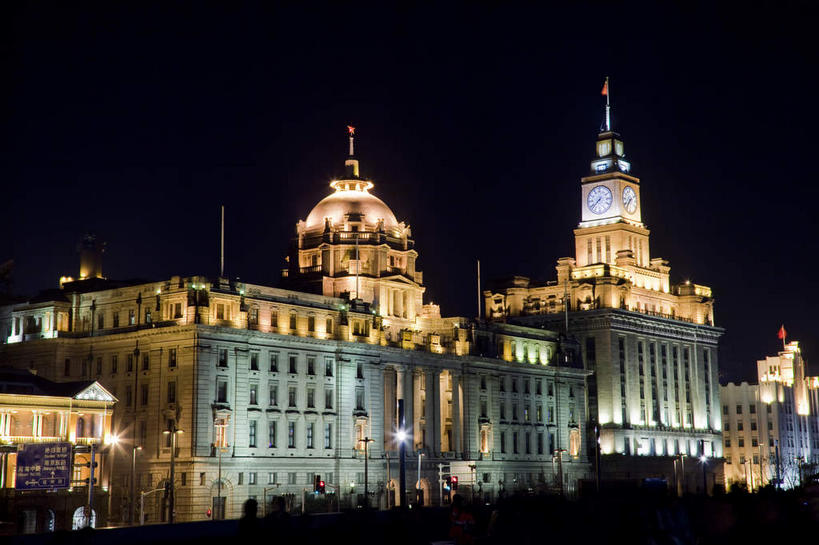 无人,高楼大厦,横图,室外,夜晚,正面,度假,美景,植物,城市风光,标志建筑,城市,大厦,地标,建筑,摩天大楼,夜景,上海,中国,亚洲,阴影,光线,影子,景观,建筑群,灯光,娱乐,建设,黄浦江,树,树木,蓝色,绿色,蓝天,天空,自然,外滩,天,享受,休闲,景色,放松,生长,成长,申,黄浦区,东亚,上海总会大楼,中山东一路,上海市,中华人民共和国,沪,华东地区,彩图,大楼,高层建筑,高楼,摩天楼,黄埔滩,上海外滩,外黄埔滩