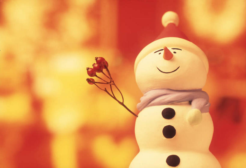 无人,横图,室外,特写,白天,正面,游戏,雪,大雪,静物,帽子,圣诞节,阴影,节日,朦胧,模糊,庆祝,装饰,光线,影子,积雪,雪景,雪人,冬季,冬天,灯光,玩,文化,娱乐,一个,红色,围巾,庆典,休闲,温暖,圣诞帽,寒冷,单个,围脖,活动,纪念,保暖,华丽,修饰,点缀,御寒,发泄,消遣,智力,宣泄,衬托,美观,雅致,雅观,棉帽,严寒,玩耍,嬉戏,彩图,拟人