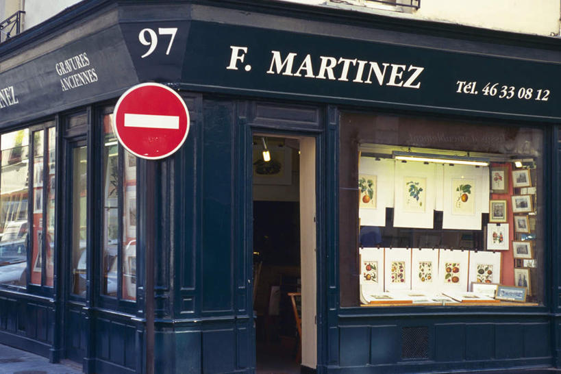 无人,商店,横图,室外,白天,正面,购物,度假,消费,美景,窗户,门,城市风光,城市,法国,巴黎,欧洲,英文,标志,文字,字符,字母,景观,首都,娱乐,标识,玻璃窗,门框,享受,休闲,景色,放松,金融,百货,英文字母,十字绣,选购,贸易,法兰西共和国,血拼,法兰西第五共和国,彩图,店铺,杂货店,杂货铺