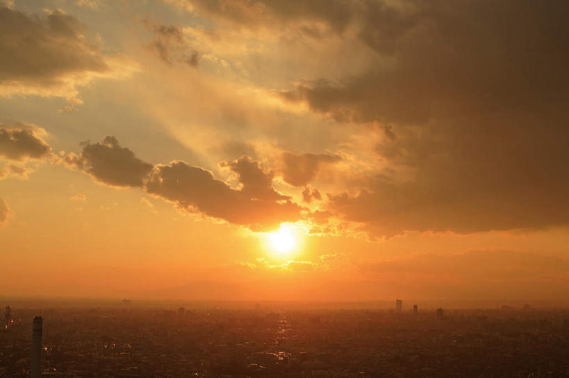 无人,高楼大厦,横图,俯视,航拍,室外,白天,旅游,度假,美景,日落,城市风光,标志建筑,城市,大厦,地标,建筑,摩天大楼,东京,日本,亚洲,阴影,朦胧,模糊,光线,影子,景观,晚霞,霞光,云,云朵,建筑群,云彩,娱乐,建设,黄色,天空,阳光,自然,黄昏,天,享受,休闲,景色,彩霞,放松,鸟瞰,自然风光,东亚,本州,关东地方,本州岛,日本国,东京都,夕阳,彩图,高角度拍摄,大楼,高层建筑,高楼,摩天楼