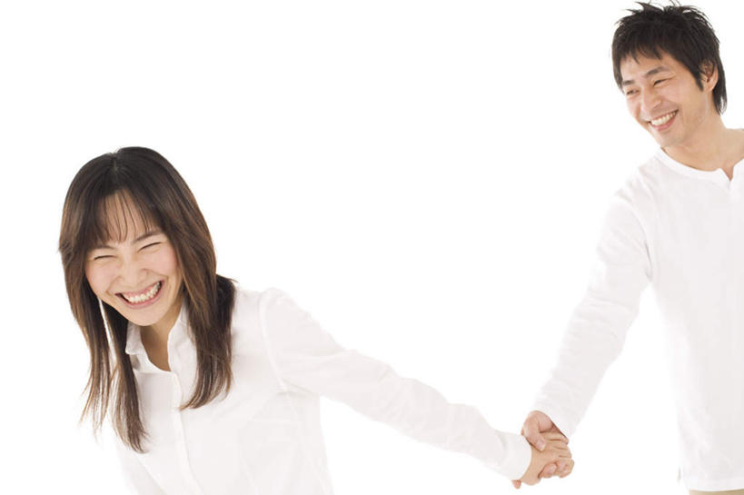 东方人,头发,两个人,家庭,夫妻,站,闭眼,握手,笑,摸,微笑,露齿笑,横图,室内,白天,白色背景,正面,爱情,亚洲,抚摸,服装,浪漫,注视,休闲装,黄种人,衣服,白色,黑色,观察,看,站着,休闲,温暖,温馨,一家人,休闲服,恩爱,恋人,摄影,服饰,影棚,观看,和睦,察看,愉悦,关注,男人,男性,年轻男性,年轻女性,女人,女性,亚洲人,长发,夫妇,情侣,闭眼睛,闭着眼,闭着眼睛,触摸,接触,拉手,手拉手,手握手,站立,半身,彩图,影棚拍摄,开心,拍摄,伴侣,融洽