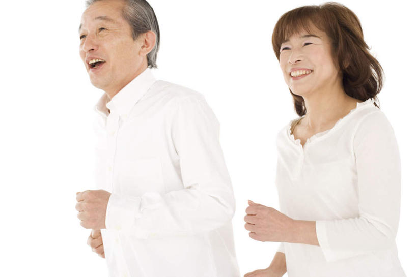 东方人,两个人,夫妻,跑,笑,微笑,露齿笑,横图,室内,白天,白色背景,正面,爱情,锻炼,运动,亚洲,服装,浪漫,休闲装,黄种人,衣服,休闲,休闲服,恩爱,恋人,摄影,服饰,影棚,体育,老年男性,老年女性,男人,男性,女人,女性,亚洲人,夫妇,情侣,跑步,半身,彩图,影棚拍摄,健身,拍摄,伴侣