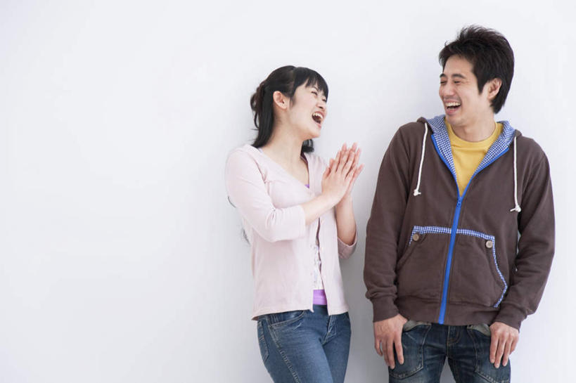 东方人,两个人,夫妻,站,笑,微笑,露齿笑,横图,室内,白天,白色背景,正面,爱情,亚洲,服装,墙,浪漫,注视,休闲装,黄种人,墙壁,墙面,衣服,黑色,观察,看,双手合十,站着,休闲,休闲服,恩爱,恋人,摄影,服饰,影棚,观看,察看,关注,男人,男性,年轻男性,年轻女性,女人,女性,亚洲人,长发,夫妇,情侣,站立,半身,彩图,影棚拍摄,拍摄,伴侣