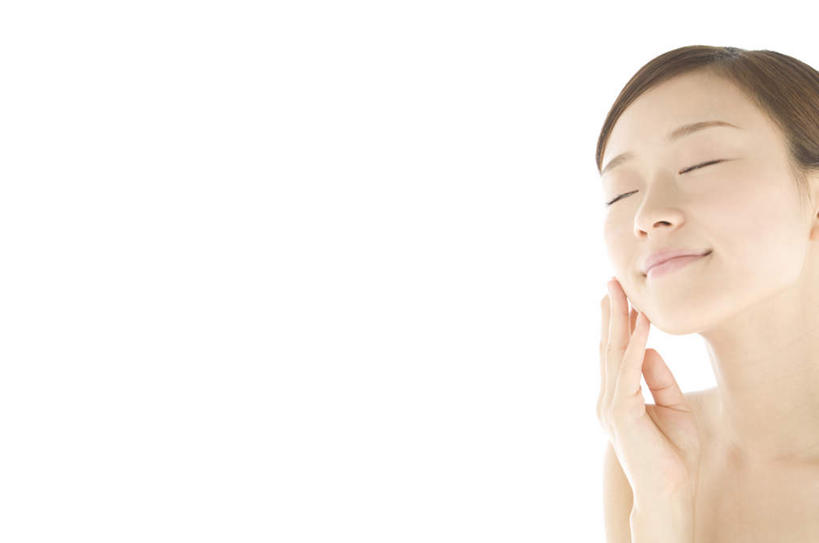 东方人,脸,头,脸颊,手,一个人,站,摸,横图,室内,特写,白天,白色背景,正面,亚洲,仅一个年轻女性,仅一个女性,仅一个人,抚摸,墙,注视,黄种人,肩膀,墙壁,墙面,黑色,观察,看,站着,手部,摄影,影棚,观看,单手,察看,关注,年轻女性,女人,女性,亚洲人,头部,长发,脸部,脸蛋,面部,触摸,接触,站立,半身,彩图,影棚拍摄,拍摄