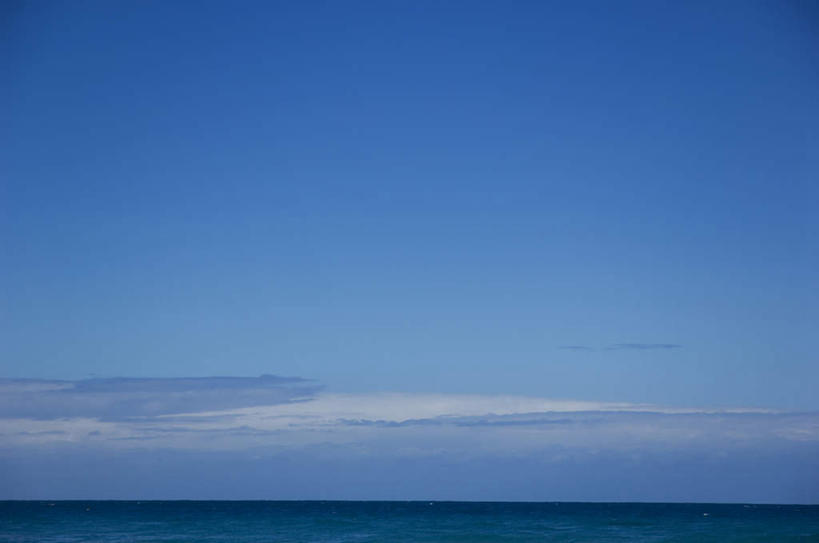 无人,横图,室外,白天,正面,旅游,度假,海浪,海洋,美景,景观,浪花,水平线,云,云朵,辽阔,海平线,云彩,娱乐,蓝色,白云,蓝天,天空,自然,海水,天,享受,休闲,广阔,景色,放松,晴朗,一望无际,自然风光,海景,无边无际,一马平川,大海,风浪,海,海水的波动,近岸浪,涌浪,晴空,彩图,水天相接,水天一线