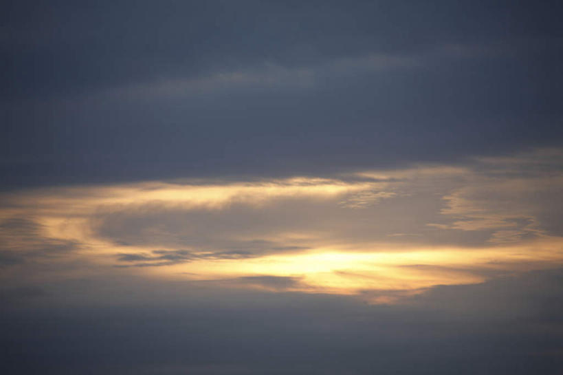 无人,横图,室外,白天,仰视,旅游,度假,美景,日落,景观,晚霞,乌云,霞光,云,阴天,云朵,云彩,娱乐,天空,自然,黄昏,天,享受,休闲,景色,彩霞,放松,昏暗,阴沉,自然风光,夕阳,彩图,低角度拍摄