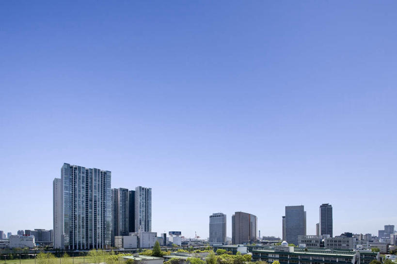 无人,高楼大厦,横图,全景,室外,白天,仰视,度假,河流,美景,水,天际线,植物,城市风光,城市,大厦,建筑,摩天大楼,东京,日本,亚洲,阴影,光线,影子,河水,景观,水流,建筑群,娱乐,建设,树,树木,蓝色,绿色,蓝天,天空,阳光,自然,天,享受,休闲,景色,放松,生长,成长,东亚,本州,关东地方,本州岛,日本国,东京都,彩图,低角度拍摄,大楼,高层建筑,高楼,摩天楼