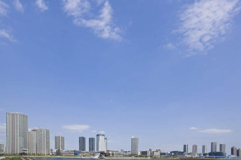 无人,高楼大厦,横图,全景,俯视,室外,白天,度假,美景,天际线,植物,城市风光,城市,大厦,建筑,摩天大楼,东京,日本,亚洲,阴影,光线,影子,景观,建筑群,娱乐,建设,树,树木,蓝色,绿色,蓝天,天空,阳光,自然,天,享受,休闲,景色,放松,生长,成长,东亚,本州,关东地方,本州岛,日本国,东京都,彩图,高角度拍摄,大楼,高层建筑,高楼,摩天楼