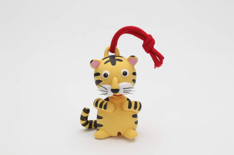 无人,横图,俯视,室内,特写,白天,白色背景,游戏,桌面,哺乳动物,虎,野生动物,静物,玩具,朦胧,模糊,玩偶,玩,注视,娱乐,一个,动物,观察,看,休闲,益智,摄影,影棚,单个,观看,活动,察看,发泄,关注,消遣,智力,凶猛,宣泄,残暴,凶残,老虎,玩耍,嬉戏,彩图,高角度拍摄,影棚拍摄,拍摄