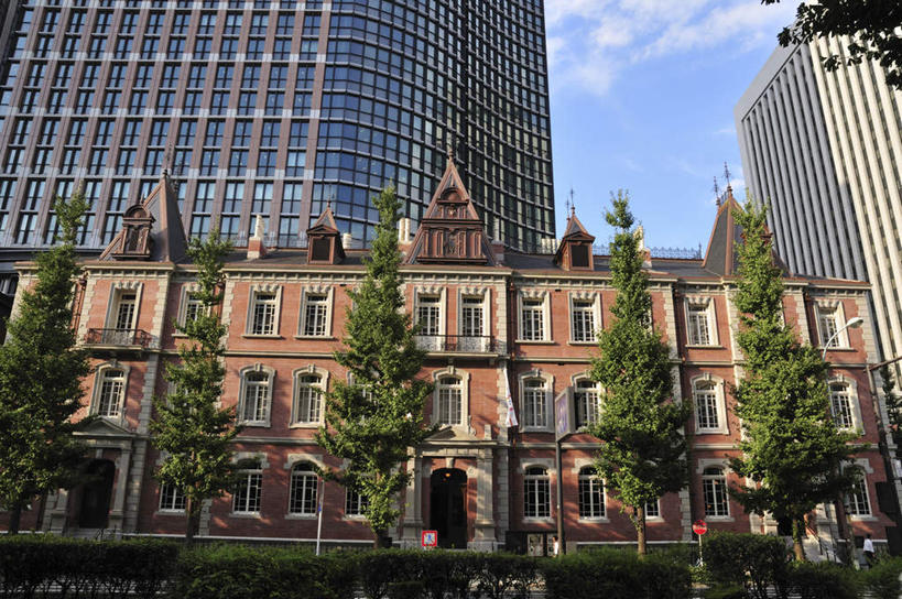 无人,博物馆,高楼大厦,横图,室外,白天,仰视,度假,办公楼,美景,植物,城市风光,标志建筑,城市,大厦,地标,建筑,摩天大楼,写字楼,东京,日本,亚洲,一排,整齐,景观,云,云朵,建筑群,云彩,娱乐,建设,树,树木,排列,蓝色,绿色,白云,蓝天,天空,自然,楼宇,天,享受,休闲,商务楼,景色,放松,生长,晴朗,成长,队列,东亚,本州,关东地方,本州岛,日本国,东京都,晴空,彩图,低角度拍摄,大楼,高层建筑,高楼,摩天楼