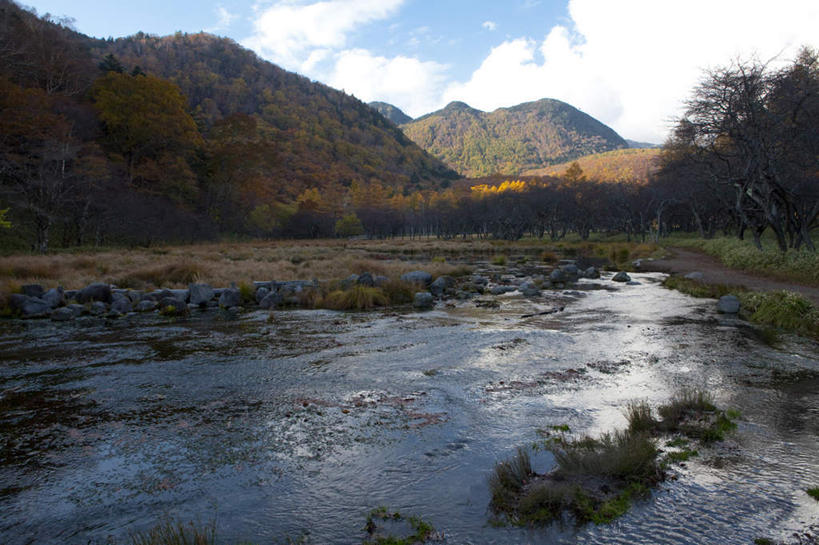 无人,横图,室外,白天,正面,旅游,度假,草地,草坪,河流,美景,山,山脉,水,植物,日本,亚洲,阴影,光线,影子,河水,景观,山峰,水流,云,云朵,山峦,云彩,娱乐,草,树,树木,蓝色,绿色,白云,蓝天,天空,阳光,自然,群山,天,享受,休闲,景色,放松,生长,成长,自然风光,东亚,本州,关东地方,本州岛,日本国,栃木,栃木县,彩图