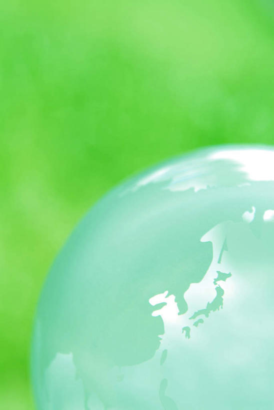 无人,竖图,俯视,室内,特写,白天,仪器,草地,草坪,海洋,植物,地图,阴影,朦胧,模糊,透明,光线,网格,地球仪,线条,影子,世界地图,地球,陆地,全球,球,草,一个,绿色,阳光,经纬线,模型,球体,地理,国家,单个,大陆,世界,纬线,版图,经线,经纬仪,地理学,彩图,高角度拍摄,大洋,大洲