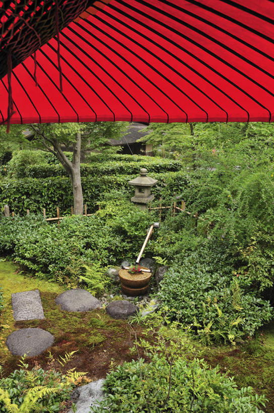 无人,栏杆,竖图,俯视,室外,白天,旅游,度假,幸福,石头,美景,树林,植物,东京,日本,亚洲,一把,许多,伞,石子,雨伞,栅栏,纸伞,景观,篱笆,围栏,古典,油纸伞,文化,娱乐,阳伞,护栏,树,树木,红色,绿色,自然,享受,休闲,景色,放松,生长,成长,纪念,吉祥,自然风光,古朴,东亚,本州,关东地方,本州岛,日本国,东京都,县厅,东京市,平安,石块,彩图,高角度拍摄