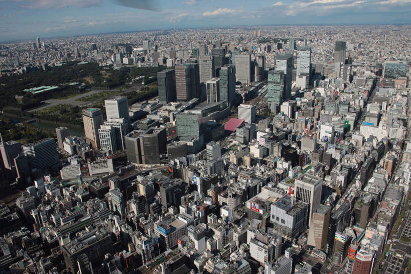 无人,高楼大厦,横图,全景,俯视,航拍,室外,白天,度假,河流,美景,水,天际线,城市风光,城市,大厦,道路,建筑,路,摩天大楼,公路,汽车,东京,日本,亚洲,阴影,光线,影子,河水,景观,水流,云,云朵,建筑群,交通,中央区,云彩,娱乐,建设,车,蓝色,白云,蓝天,天空,阳光,交通工具,轿车,天,享受,休闲,景色,放松,晴朗,鸟瞰,载具,东亚,本州,关东地方,本州岛,日本国,东京都,晴空,马路,彩图,高角度拍摄,大楼,高层建筑,高楼,摩天楼