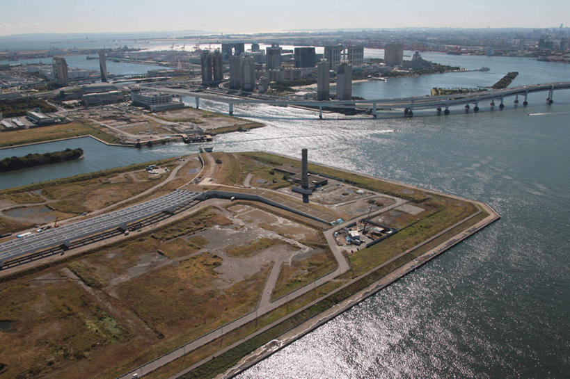 无人,高楼大厦,横图,全景,俯视,航拍,室外,白天,度假,草地,草坪,海洋,美景,树林,天际线,植物,城市风光,城市,大桥,大厦,建筑,立交桥,路,摩天大楼,桥梁,东京,日本,亚洲,阴影,光线,影子,地平线,景观,云,云朵,高架,斜拉桥,桥,地面,交通,东京湾,江东区,云彩,娱乐,建设,草,树,树木,蓝色,绿色,白云,蓝天,天空,阳光,自然,海水,建筑工地,天,享受,休闲,景色,放松,运输,生长,晴朗,成长,鸟瞰,海景,东亚,本州,关东地方,本州岛,日本国,东京都,地盘,建筑地盘,施工地盘,大海,海,晴空,彩图,高角度拍摄,大楼,高层建筑,高楼,工地,摩天楼