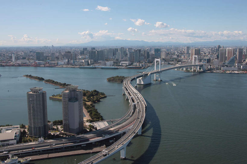 无人,高楼大厦,横图,全景,俯视,航拍,室外,白天,度假,草地,草坪,海洋,美景,树林,天际线,植物,城市风光,城市,大桥,大厦,建筑,立交桥,路,摩天大楼,桥梁,东京,日本,亚洲,阴影,光线,影子,地平线,景观,云,云朵,高架,斜拉桥,桥,地面,交通,云彩,娱乐,建设,草,树,树木,蓝色,绿色,白云,蓝天,天空,阳光,自然,海水,建筑工地,天,享受,休闲,景色,放松,运输,生长,晴朗,成长,鸟瞰,海景,东亚,本州,关东地方,本州岛,日本国,东京都,县厅,地盘,建筑地盘,施工地盘,港区,东京市,大海,海,晴空,彩图,高角度拍摄,大楼,高层建筑,高楼,工地,摩天楼