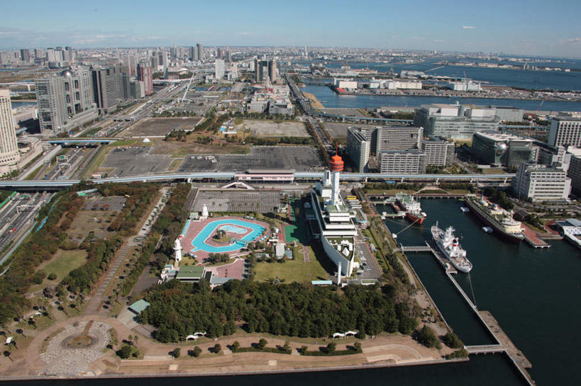 无人,高楼大厦,横图,全景,俯视,航拍,室外,白天,度假,草地,草坪,海洋,美景,树林,天际线,植物,城市风光,城市,大桥,大厦,建筑,立交桥,路,摩天大楼,桥梁,东京,日本,亚洲,阴影,光线,影子,地平线,景观,云,云朵,高架,斜拉桥,桥,地面,交通,品川区,云彩,娱乐,建设,草,树,树木,蓝色,绿色,白云,蓝天,天空,阳光,自然,海水,天,享受,休闲,景色,放松,运输,生长,晴朗,成长,鸟瞰,海景,东亚,本州,关东地方,本州岛,日本国,东京都,大海,海,晴空,彩图,高角度拍摄,大楼,高层建筑,高楼,摩天楼