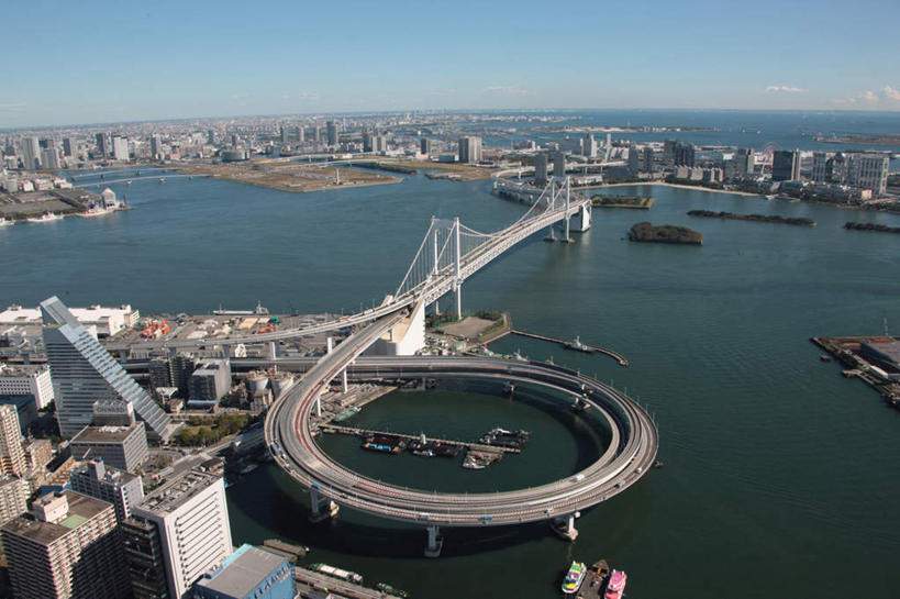 无人,高楼大厦,横图,全景,俯视,航拍,室外,白天,度假,草地,草坪,海洋,美景,树林,天际线,植物,城市风光,城市,大桥,大厦,建筑,立交桥,路,摩天大楼,桥梁,东京,日本,亚洲,阴影,光线,影子,地平线,景观,云,云朵,高架,斜拉桥,桥,地面,交通,云彩,娱乐,建设,草,树,树木,蓝色,绿色,白云,蓝天,天空,阳光,自然,海水,天,享受,休闲,景色,放松,运输,生长,晴朗,成长,鸟瞰,海景,东亚,本州,关东地方,本州岛,日本国,东京都,县厅,港区,东京市,大海,海,晴空,彩图,高角度拍摄,大楼,高层建筑,高楼,摩天楼