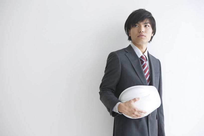 东方人,一个人,商务人士,商务男性,站,横图,室内,白天,白色背景,正面,衬衫,帽子,亚洲,仅一个男性,仅一个人,套装,头盔,拿,拿着,注视,黄种人,仅一个年轻男性,一个,白色,安全帽,观察,看,站着,摄影,影棚,单个,观看,察看,关注,商务装,工薪阶层,男人,男性,年轻男性,亚洲人,白领,上班族,站立,半身,彩图,影棚拍摄,衬衣,拍摄