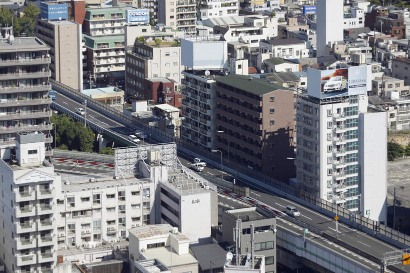 无人,家,高楼大厦,横图,俯视,航拍,室外,白天,度假,美景,城市风光,城市,大厦,道路,建筑,路,摩天大楼,人行横道,公路,汽车,日本,亚洲,许多,阴影,光线,影子,房屋,屋子,景观,建筑群,人行道,地面,交通,娱乐,建设,楼房,车,交通工具,轿车,享受,休闲,景色,放松,大阪,鸟瞰,载具,人行横道线,东亚,本州,大阪府,本州岛,日本国,近畿地方,近畿,斑马线,马路,彩图,高角度拍摄,房子,大楼,高层建筑,高楼,摩天楼