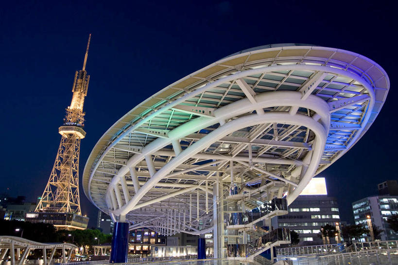 无人,高楼大厦,横图,室外,夜晚,仰视,旅游,度假,美景,植物,大厦,道路,建筑,路,摩天大楼,公路,照明,爱知县,日本,亚洲,一座,阴影,反射,壁灯,影子,景观,灯光,交通,娱乐,灯,树,树木,蓝色,绿色,蓝天,天空,自然,灯具,天,享受,休闲,景色,放松,生长,成长,照亮,照明设备,自然风光,电视塔,东亚,本州,本州岛,日本国,中部地方,爱知,马路,彩图,低角度拍摄,大楼,高层建筑,高楼,摩天楼