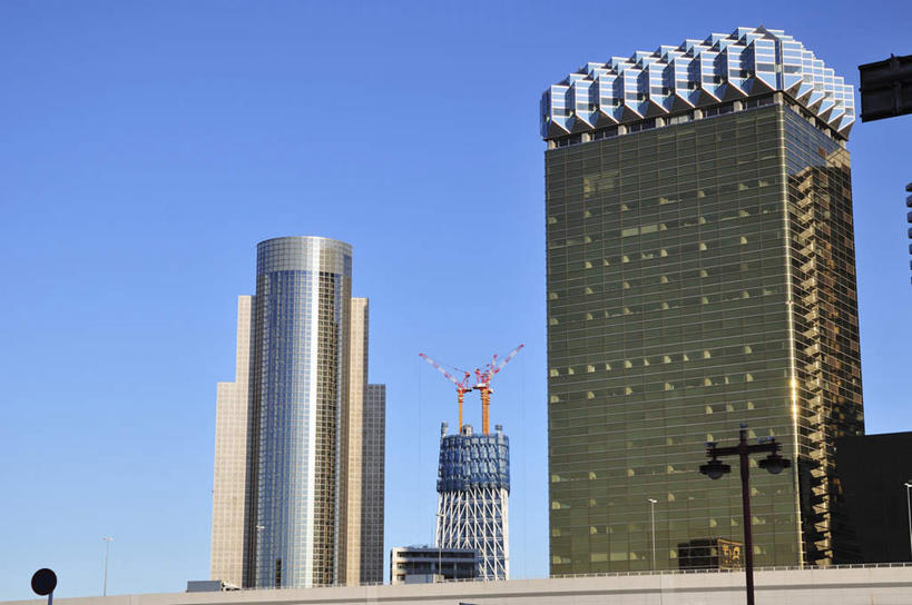 无人,高楼大厦,横图,室外,白天,正面,旅游,度假,美景,大桥,大厦,建筑,立交桥,路灯,摩天大楼,桥梁,照明,东京,日本,亚洲,阴影,光线,影子,景观,高架,斜拉桥,桥,灯光,娱乐,灯,蓝色,蓝天,天空,阳光,自然,天,享受,休闲,景色,放松,晴朗,照亮,照明设备,自然风光,东亚,本州,万里无云,关东地方,本州岛,日本国,东京都,晴空,晴空万里,彩图,大楼,高层建筑,高楼,摩天楼