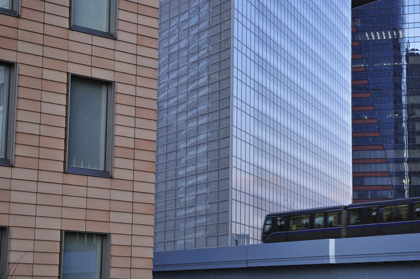 无人,高楼大厦,横图,室外,白天,正面,度假,美景,窗户,城市风光,城市,大厦,地铁,建筑,摩天大楼,东京,一排,许多,阴影,整齐,光线,影子,景观,轨道交通,娱乐,建设,玻璃窗,排列,阳光,驾驶,行驶,享受,休闲,景色,放松,操纵,控制,队列,操控,本州,关东地方,本州岛,东京都,把持,彩图,大楼,高层建筑,高楼,摩天楼,地铁机动车,地下铁,轻轨