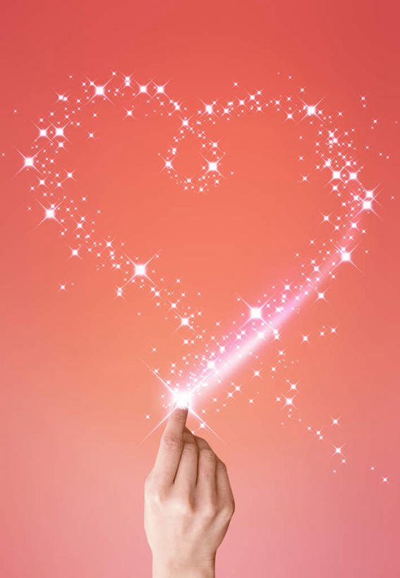 东方人,手,一个人,举,竖图,室内,白天,正面,爱情,数码,科技,亚洲,仅一个年轻女性,仅一个女性,仅一个人,阴影,红色背景,爱心,梦幻,发光,光束,网络,光亮,高光,几何,计算机图形,浪漫,合成,黄种人,托,温暖,温馨,心形,手部,恩爱,电脑合成图,数码合成图,和睦,未来,发亮,憧憬,写实,具体,具象,年轻女性,女人,女性,亚洲人,心型,举起,举手,举着,向上举,向上伸,向上托,半身,彩图,融洽