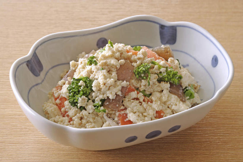 豆腐,无人,横图,俯视,室内,特写,白天,烹饪,餐桌,桌面,桌子,蔬菜,餐具,一堆,许多,堆叠,堆积,新鲜,碟子,盘,日本料理,料理,食品,菜肴,美食,食物,盘子,碟,日式料理,日式,摄影,佳肴,有机食品,绿色食品,影棚,餐台,堆,彩图,高角度拍摄,影棚拍摄,拍摄