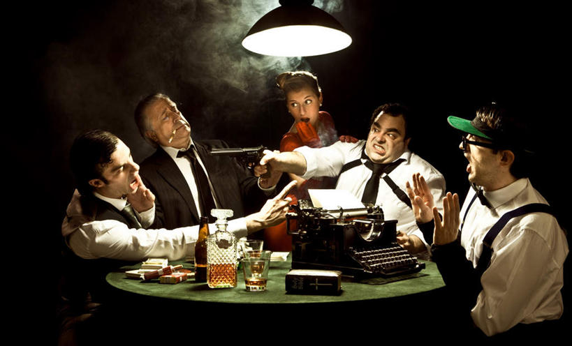 西方人,手,坐,举,吸烟,横图,室内,夜晚,正面,竞争,钱,香烟,照明,欧洲,欧洲人,对抗,握,阴影,服装,冲突,光线,钱币,眼镜,影子,烟雾,灯光,许多人,拿,拿着,注视,休闲装,破坏,顶灯,灯,饮料,衣服,灯具,观察,看,托,一群人,休闲,手部,休闲服,武器,烟,战争,握着,钞票,金融,纸币,服饰,手枪,经济,观看,照亮,损坏,察看,攻击,威胁,照明设备,对立,关注,矛盾,兵器,打字机,防御,近视眼镜,流通,纸钞,贸易,敌对,挫败,斗争,抗拒,抗衡,杀伤,威慑,危险,货币,现金,男人,男性,年轻男性,年轻女性,女人,女性,白种人,卷烟,烟草,纸烟,抽烟,举起,举手,举着,向上举,向上伸,向上托,坐着,半身,彩图