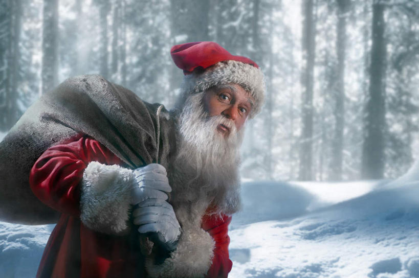 西方人,背,一个人,站,横图,室外,白天,正面,购物,旅游,度假,消费,美景,树林,雪,植物,大雪,袋子,帽子,欧洲,欧洲人,仅一个男性,仅一个人,覆盖,包装袋,手提袋,积雪,景观,雪景,冬季,冬天,购物袋,注视,娱乐,树,树木,一个,红色,自然,背着,观察,看,站着,仅一个老年男性,享受,休闲,圣诞帽,景色,放松,寒冷,金融,生长,单个,成长,观看,察看,购买,关注,自然风光,贸易,遮盖,一顶,棉帽,严寒,背负,笼罩,笼盖,老年男性,男人,男性,白种人,站立,半身,彩图