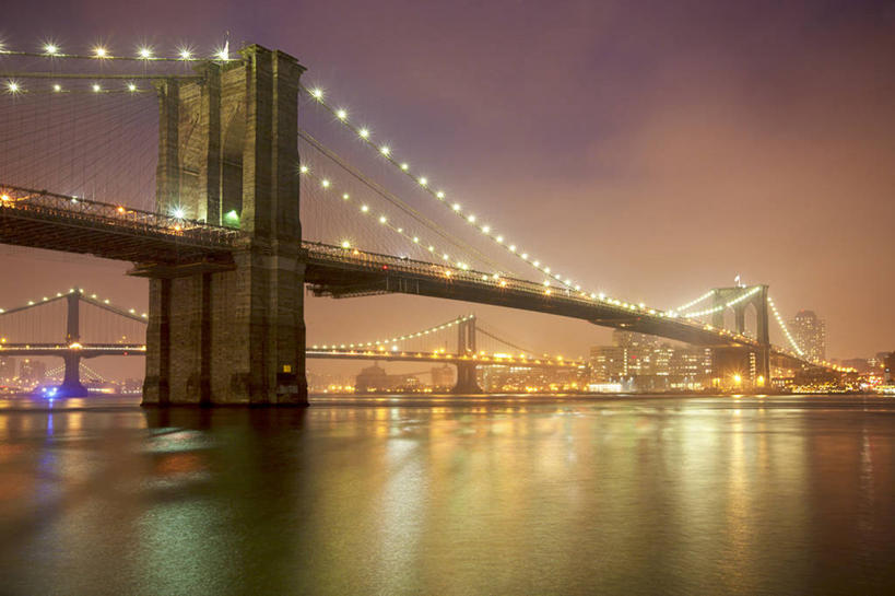 无人,高楼大厦,横图,室外,夜晚,正面,旅游,度假,河流,水,标志建筑,城市,大桥,大厦,地标,建筑,摩天大楼,桥梁,夜景,纽约,美国,阴影,光线,影子,河水,水流,布鲁克林大桥,桥,灯光,曼哈顿,娱乐,建设,倒影,享受,休闲,钢索,旅游胜地,放松,吊桥,人行桥,悬索桥,倒映,北美,北美洲,美洲,吊杆,纽约州,布鲁克林桥,帝国之州,帝国州,北亚美利加洲,亚美利加洲,石桥墩,反照,锚锭,悬索,彩图,大楼,高层建筑,高楼,摩天楼,美利坚合众国,曼哈顿岛