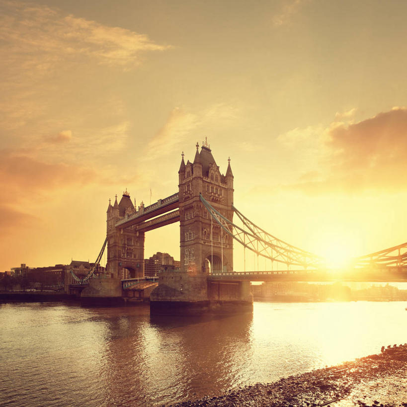 无人,方图,室外,白天,正面,旅游,度假,河流,日落,水,标志建筑,大桥,地标,建筑,桥梁,英国,欧洲,伦敦,河水,水流,晚霞,霞光,云,云朵,落日,桥,首都,云彩,娱乐,建设,伦敦塔桥,泰晤士河,白云,黄昏,享受,休闲,旅游胜地,彩霞,放松,吊桥,人行桥,悬索桥,西欧,吊杆,大不列颠,大不列颠及北爱尔兰联合王国,塔桥,雾都,夕照,锚锭,悬索,薄暮,夕阳,彩图,傍晚,大不列颠王国,大英帝国,联合王国,日不落帝国,斜阳