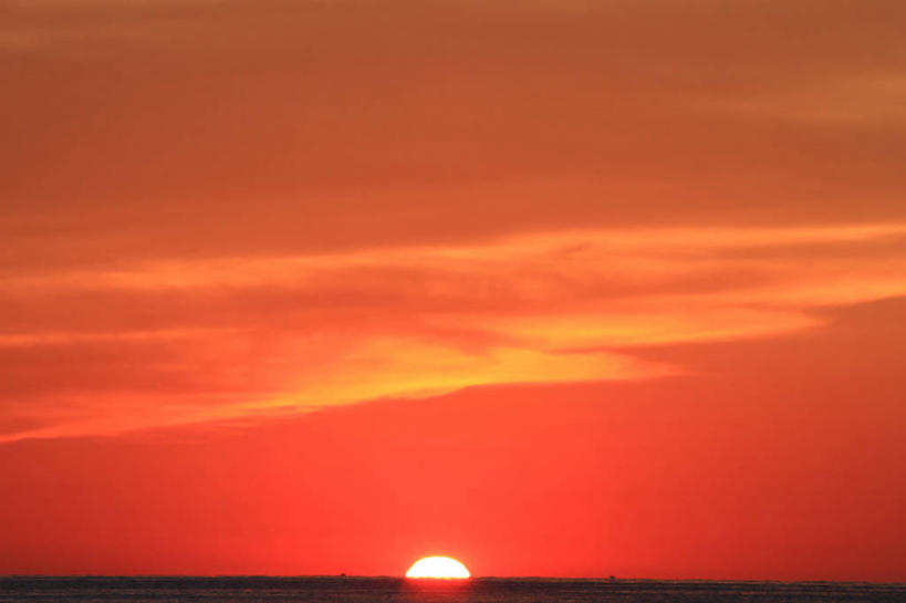 无人,横图,室外,白天,正面,旅游,度假,海浪,海洋,美景,日落,太阳,日本,亚洲,阴影,光线,影子,景观,浪花,水平线,晚霞,霞光,云,云朵,落日,辽阔,海平线,火烧云,千叶县,背光,云彩,娱乐,红色,阳光,自然,海水,黄昏,享受,休闲,广阔,景色,彩霞,放松,一望无际,火红,自然风光,逆光,海景,东亚,本州,关东地方,本州岛,日本国,千叶,赤色,无边无际,一马平川,夕照,薄暮,大海,风浪,海,海水的波动,近岸浪,涌浪,夕阳,彩图,傍晚,低云,富津,富津市,水天相接,水天一线,斜阳