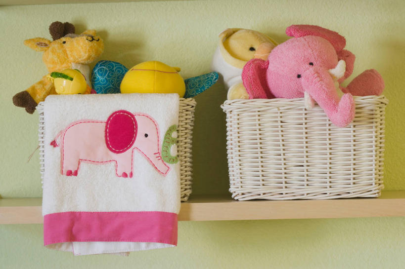 无人,交叉,横图,室内,特写,白天,正面,游戏,竹子,哺乳动物,大象,野生动物,熊,静物,玩具,阴影,竹制,编织,反射,纺织物,篮子,玩偶,影子,墙,泰迪熊,玩,娱乐,墙壁,墙面,动物,玩具熊,竹篮,毛巾,清洁,休闲,益智,毛绒玩具,竹条,保暖,交织,安慰,竹制品,发泄,消遣,透气,防水,宣泄,罗斯福熊,穿插,储水,耐磨,吸水,象,玩耍,嬉戏,彩图