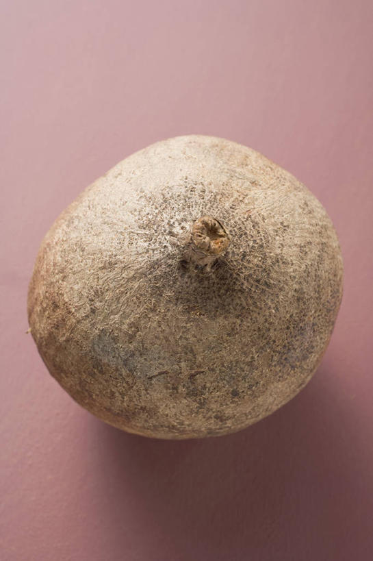 无人,竖图,俯视,室内,特写,白天,餐桌,桌子,无花果,水果,阴影,粉色背景,新鲜,反射,影子,生食,食品,果实,食物,一个,摄影,有机食品,绿色食品,影棚,单个,餐台,映日果,树地瓜,奶浆果,蜜果,彩图,高角度拍摄,影棚拍摄,拍摄