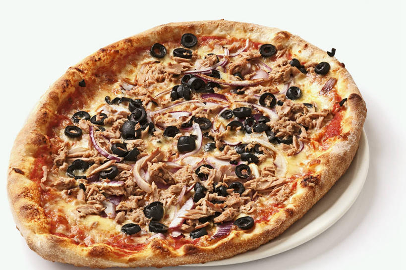 无人,横图,俯视,室内,特写,白天,白色背景,烹饪,西餐,橄榄,蔬菜,洋葱,餐具,水果,一块,阴影,新鲜,反射,碟子,盘,影子,肉,生食,鱼肉,料理,食品,披萨,匹萨,果实,鲔鱼,蔬果,金枪鱼,菜肴,美食,肉类,食物,盘子,碟,快餐,西式,摄影,佳肴,有机食品,绿色食品,影棚,吞拿鱼,黑橄榄,比萨,玉葱,肉食,西式快餐,垃圾食品,乌橄榄,乌榄,意大利薄饼,油橄榄,青果,白榄,圆葱,洋葱头,球葱,葱头,彩图,高角度拍摄,影棚拍摄,拍摄