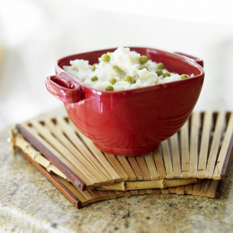 无人,方图,俯视,室内,特写,白天,烹饪,西餐,桌面,桌子,蔬菜,土豆,阴影,新鲜,反射,木制,影子,陶瓷,料理,食品,杯垫,陶瓷制品,土豆泥,菜肴,美食,食物,一个,红色,木制品,容器,垫子,碗,西式,佳肴,有机食品,绿色食品,单个,储藏,储存,馍馍蛋,马铃薯泥,薯蓉,洋芋,山药蛋,马铃薯,彩图,高角度拍摄,贮存