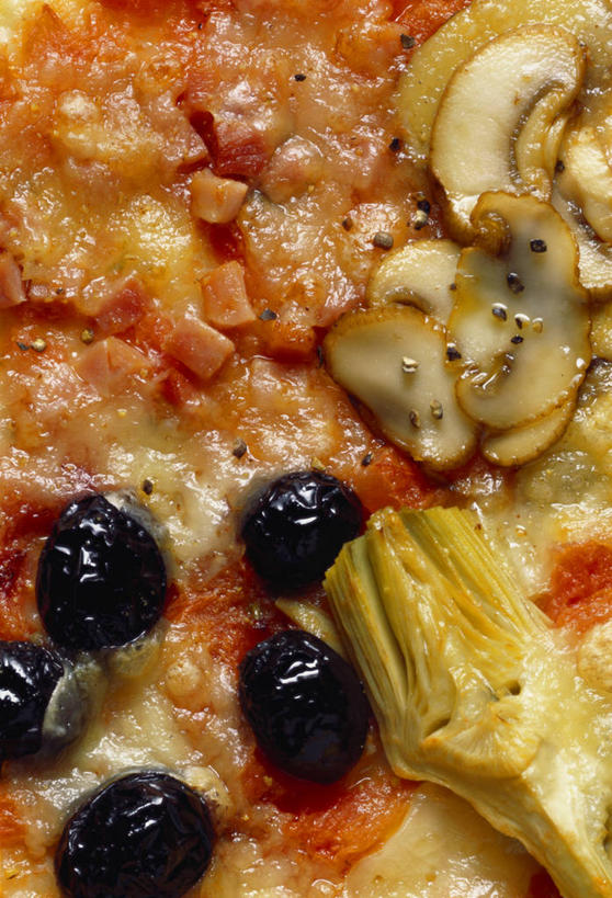 奶酪,无人,竖图,俯视,室内,特写,白天,烹饪,西餐,橄榄,蔬菜,水果,一块,新鲜,朝鲜蓟,生食,干酪,起司,料理,食品,披萨,匹萨,果实,芝士,营养,蔬果,菜肴,美食,食物,快餐,乳酪,洋蓟,西式,佳肴,有机食品,绿色食品,黑橄榄,乳制品,比萨,发酵,西式快餐,垃圾食品,乌橄榄,乌榄,意大利薄饼,油橄榄,青果,白榄,彩图,高角度拍摄,菜蓟,法国百合,球洋蓟,蔬菜之皇,洋百合