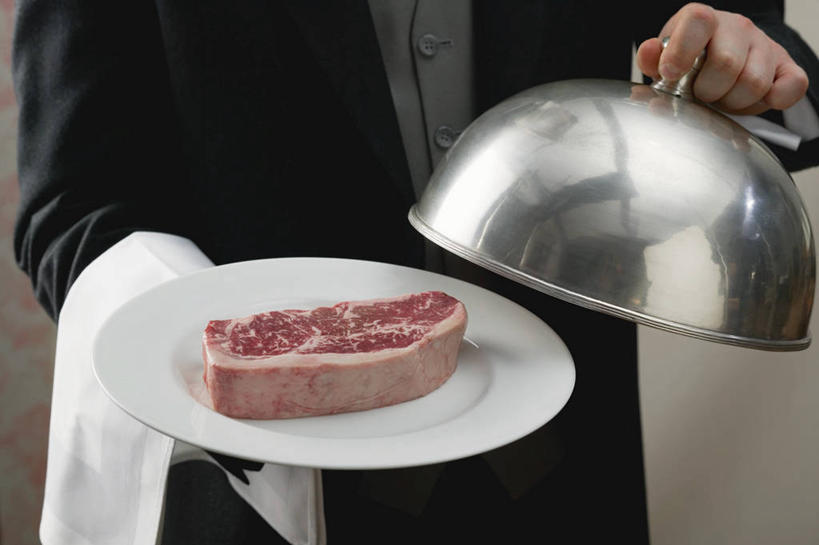 西方人,手,一个人,管家,站,捧,横图,室内,白天,正面,西装,烹饪,西餐,餐具,欧洲,欧洲人,双手,仅一个男性,仅一个人,仅一个中年男性,一块,切开,握,套装,服装,正装,碟子,纺织物,盘,肉,牛排,牛肉,料理,食品,拿,拿着,职业装,菜肴,美食,肉类,食物,一个,衣服,盘子,碟,毛巾,切,清洁,站着,手部,西式,握着,服饰,佳肴,单个,保暖,衣着,穿着,剖面,肉食,透气,切面,防水,衣饰,储水,耐磨,吸水,男人,男性,中年男性,白种人,端,端着,捧着,手捧,站立,半身,彩图