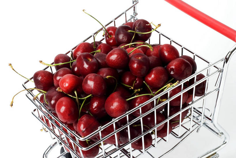 无人,横图,俯视,室内,特写,白天,白色背景,游戏,樱桃,水果,玩具,购物车,一堆,许多,堆叠,堆积,新鲜,生食,食品,果实,很多,玩,娱乐,车,食物,一个,红色,手推车,休闲,益智,摄影,有机食品,绿色食品,影棚,单个,活动,堆,便利,存放,发泄,消遣,智力,载具,快捷,宣泄,方便,寄存,寄放,暂存,樱珠,莺桃,英桃,楔桃,牛桃,荆桃,玩耍,嬉戏,彩图,高角度拍摄,影棚拍摄,拍摄