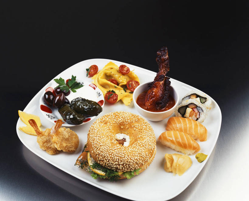 点心,面包,无人,横图,俯视,室内,特写,白天,烹饪,西餐,桌面,桌子,蔬菜,水果,阴影,新鲜,反射,木制,影子,陶瓷,生菜,莴苣,生食,芝麻,三明治,料理,食品,面点,果实,陶瓷制品,蔬果,菜肴,美食,食物,糕点,木制品,容器,碗,快餐,西式,佳肴,有机食品,绿色食品,储藏,储存,西式快餐,三文治,脂麻,胡麻,白麻,巨胜子,春菜,鹅仔菜,莴仔菜,千金菜,油麻,叶用莴苣,百吉饼,贝果面包,彩图,高角度拍摄,贮存