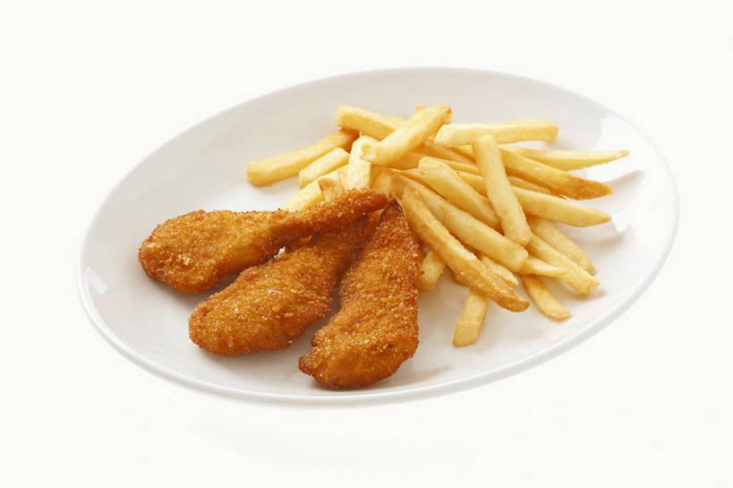 无人,横图,俯视,室内,特写,白天,白色背景,烹饪,餐桌,桌子,蔬菜,土豆,餐具,阴影,新鲜,反射,碟子,盘,影子,鸡肉,肉,油炸,料理,食品,薯条,鸡块,菜肴,美食,肉类,食物,一个,盘子,碟,摄影,佳肴,有机食品,绿色食品,影棚,单个,餐台,炸鸡块,肉食,馍馍蛋,洋芋,山药蛋,马铃薯,彩图,高角度拍摄,影棚拍摄,拍摄